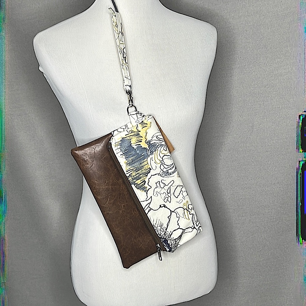 New Clutch Wristlet Purse Small Artsy Casual Cute Festival Emmy Lou Unique